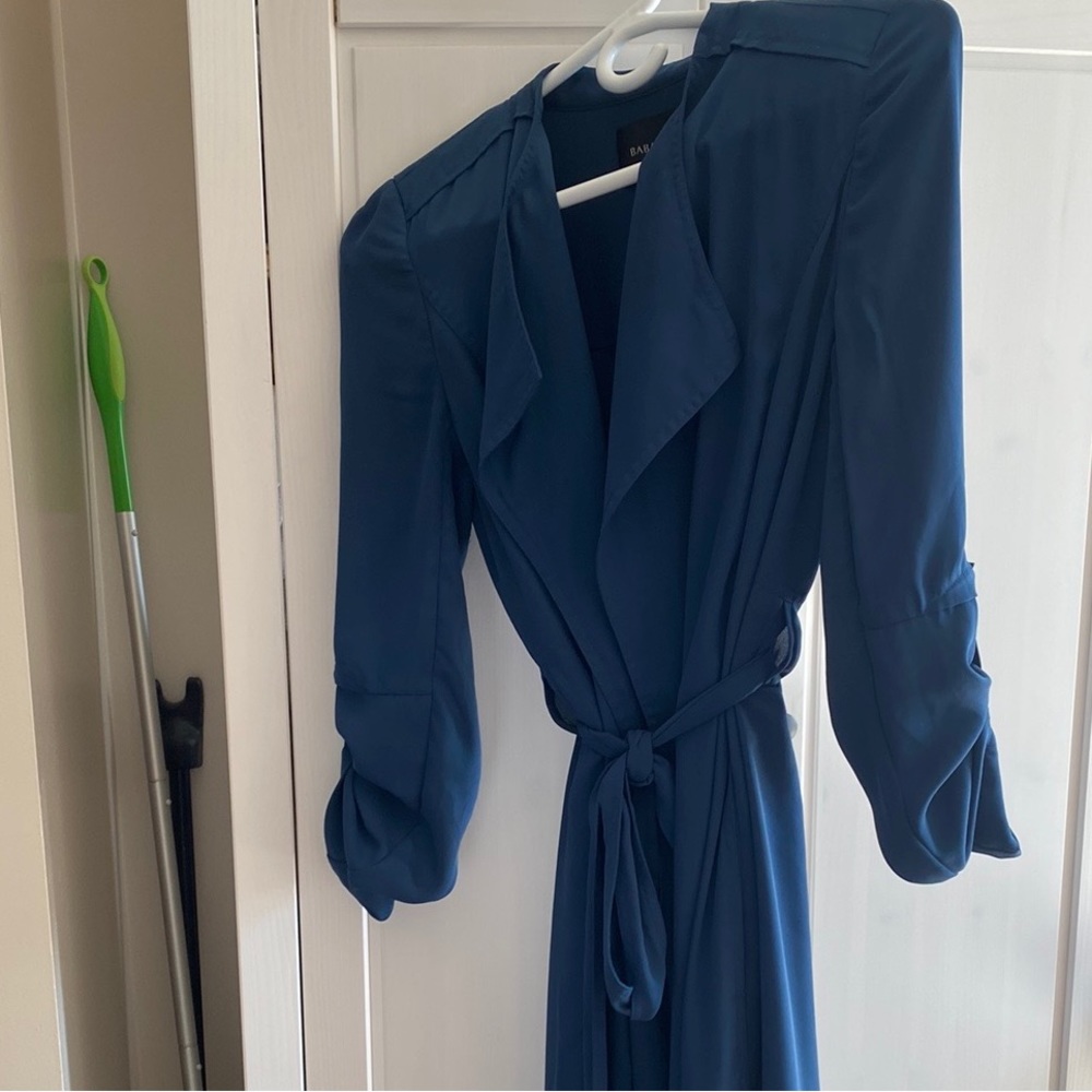 BLUE aritizia Babaton Flowy trench, extra small. Excellent comdition. - Picture 2 of 7